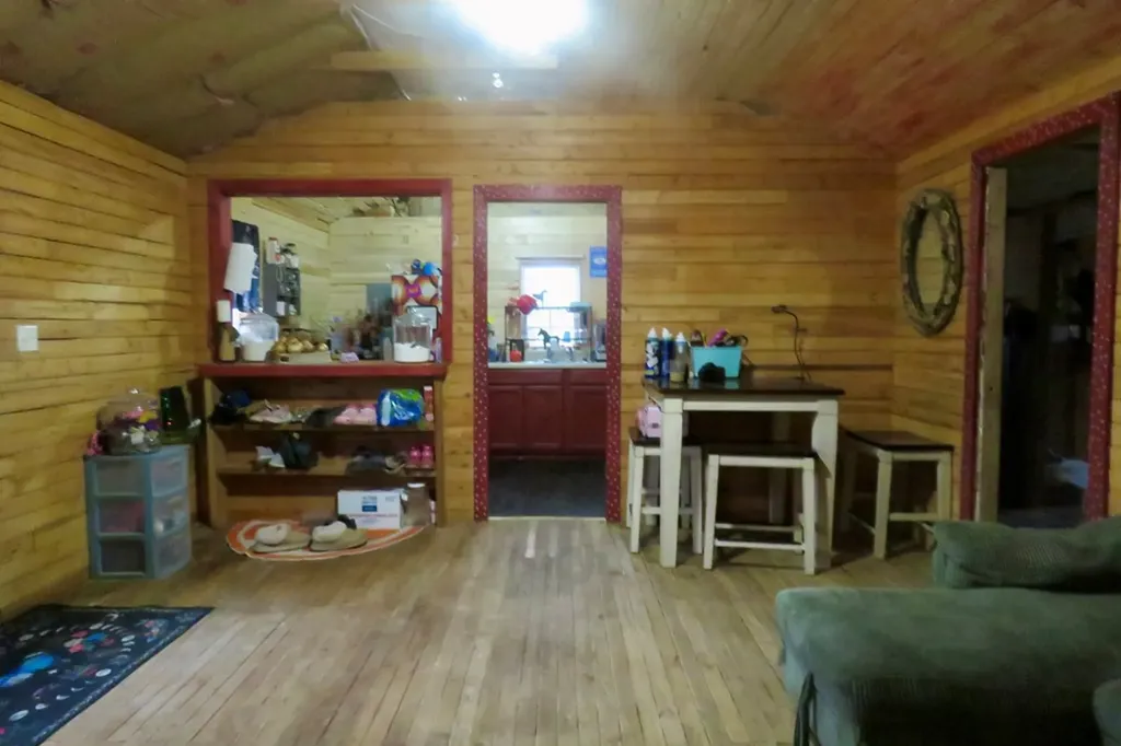 30611 Steel Tram Ridge Crawford TN 38554