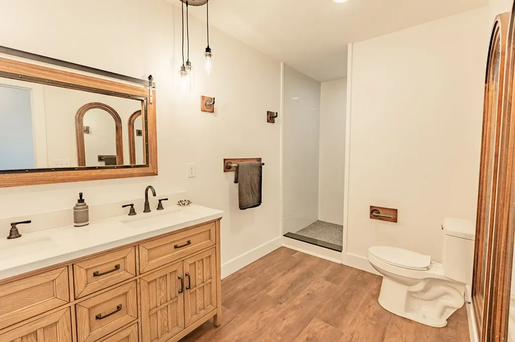 1248 Lowery Road Walling TN 38587