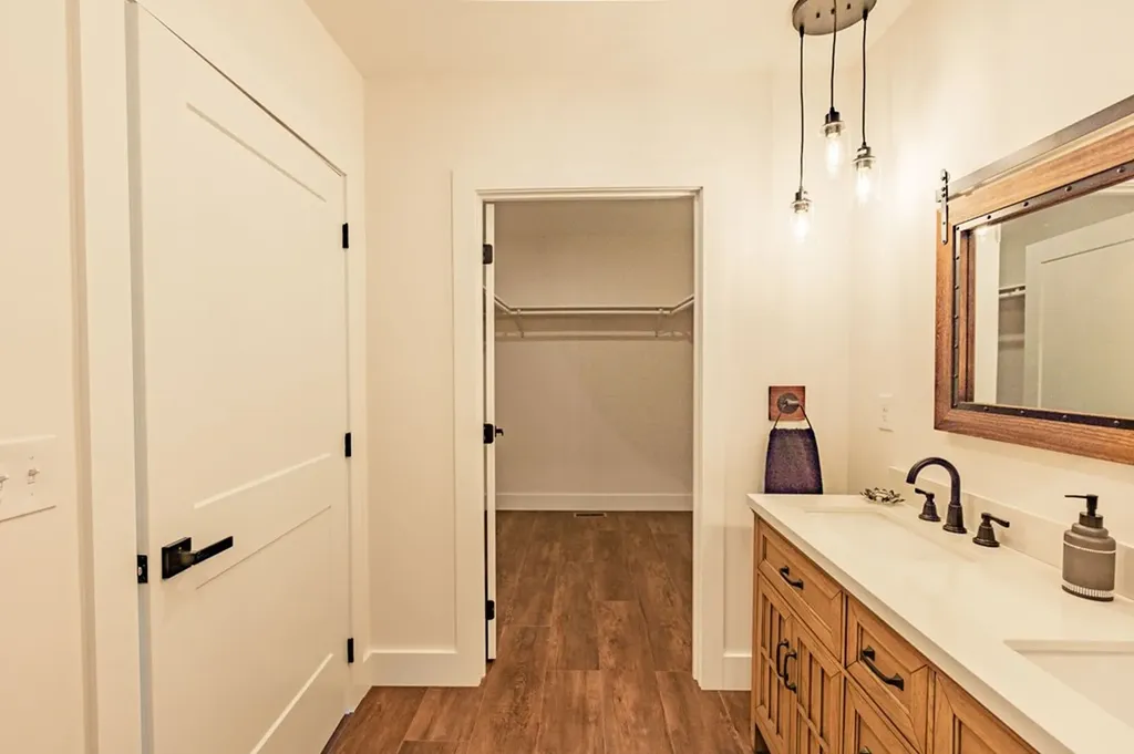 1248 Lowery Road Walling TN 38587