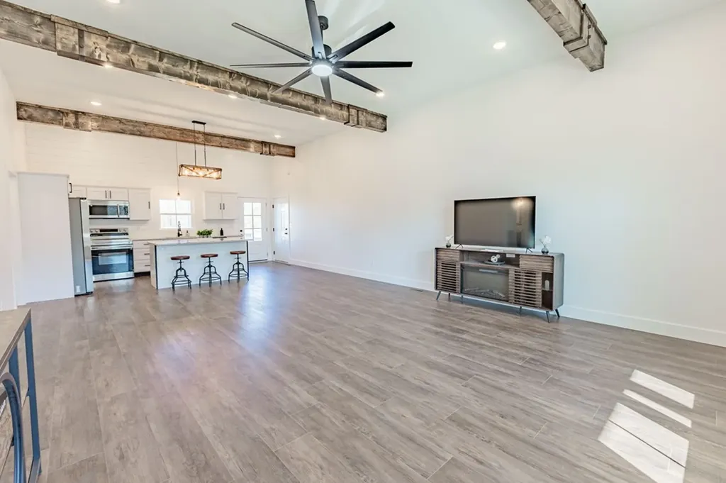 1248 Lowery Road Walling TN 38587