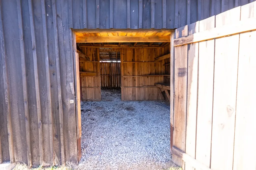 408 E Williams Avenue Monterey TN 38574