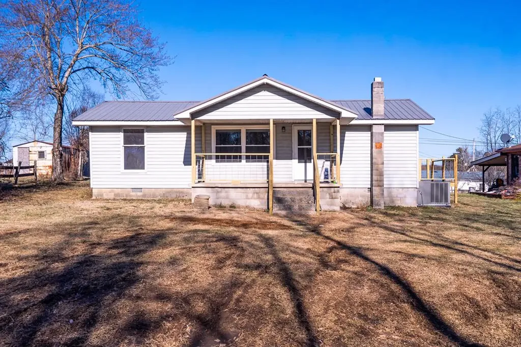 408 E Williams Avenue Monterey TN 38574