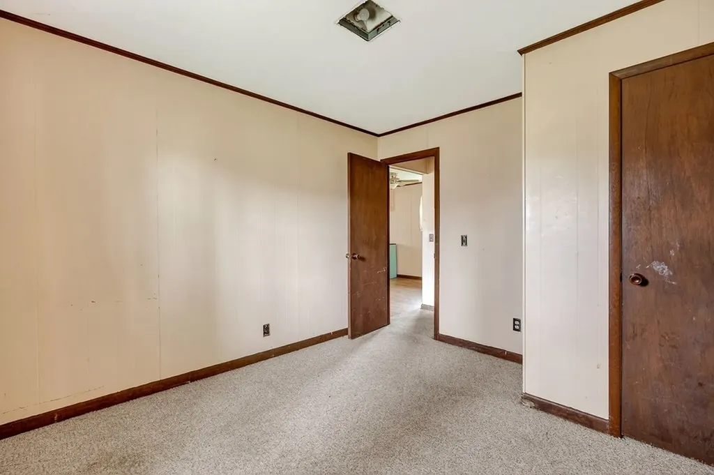 1105 Riverside Drive Celina TN 38551