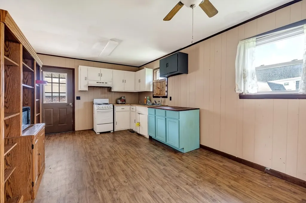 1105 Riverside Drive Celina TN 38551