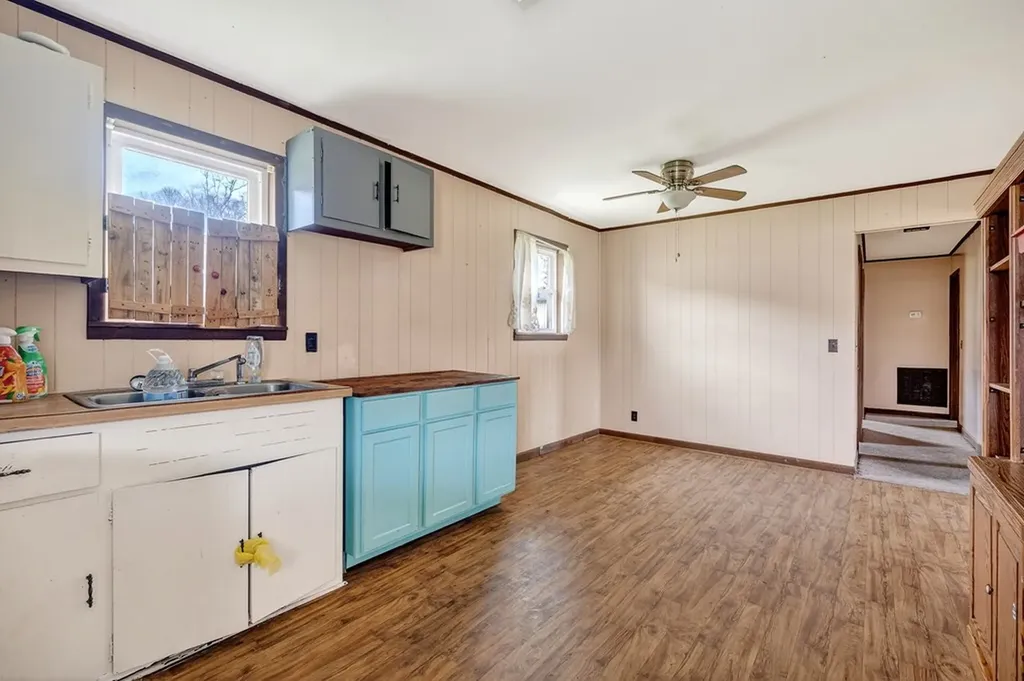 1105 Riverside Drive Celina TN 38551