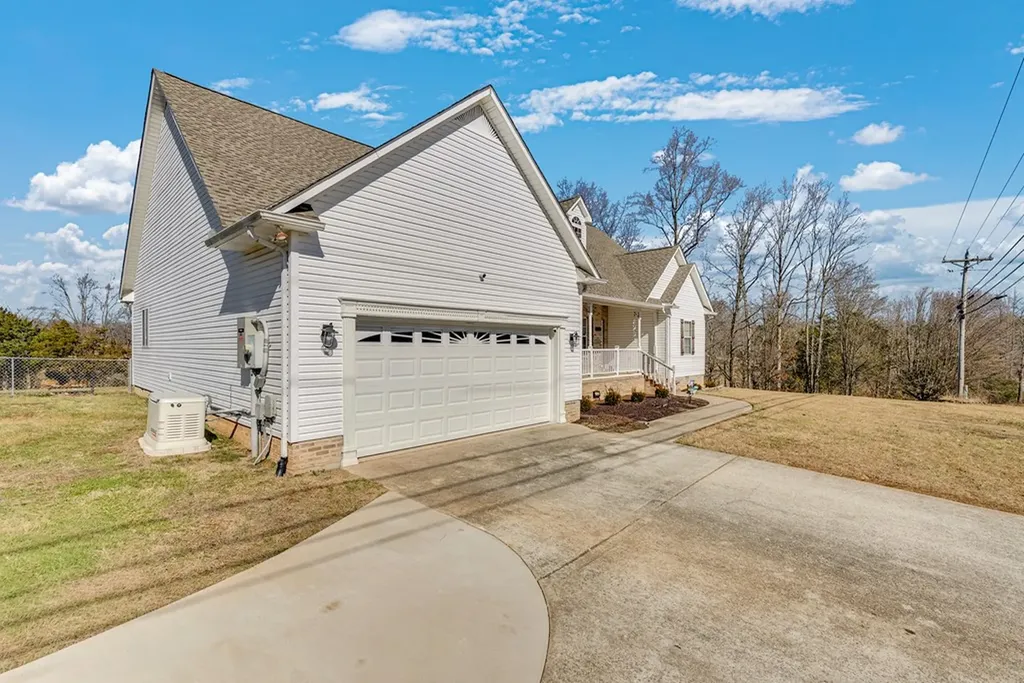 2125 Buffalo Valley Road Cookeville TN 38501