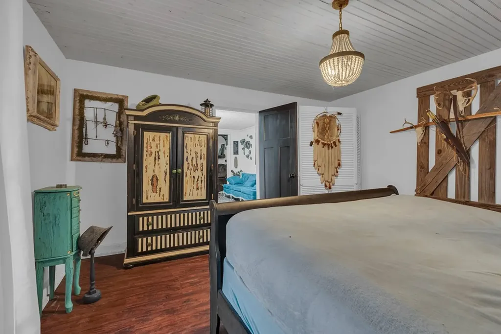 11594 Beersheba Highway Mcminnville TN 37110