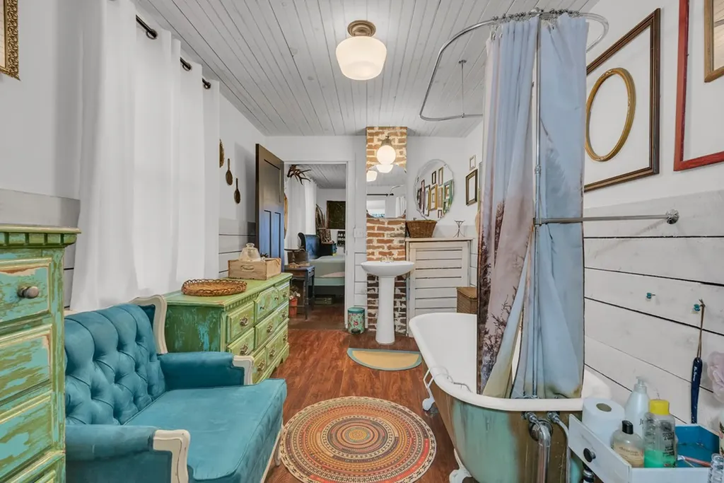 11594 Beersheba Highway Mcminnville TN 37110