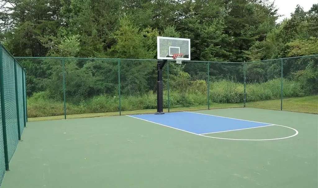 444 Ironwood Circle Crossville TN 38571