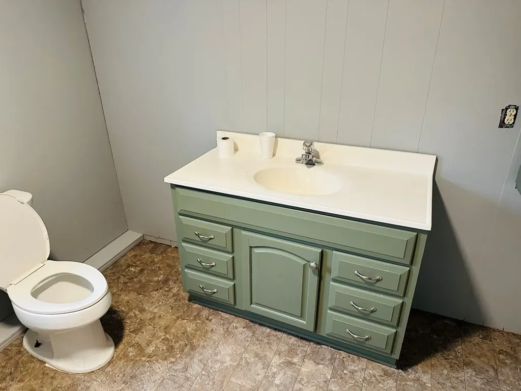 36 Mcpeak Lane Monterey TN 38574