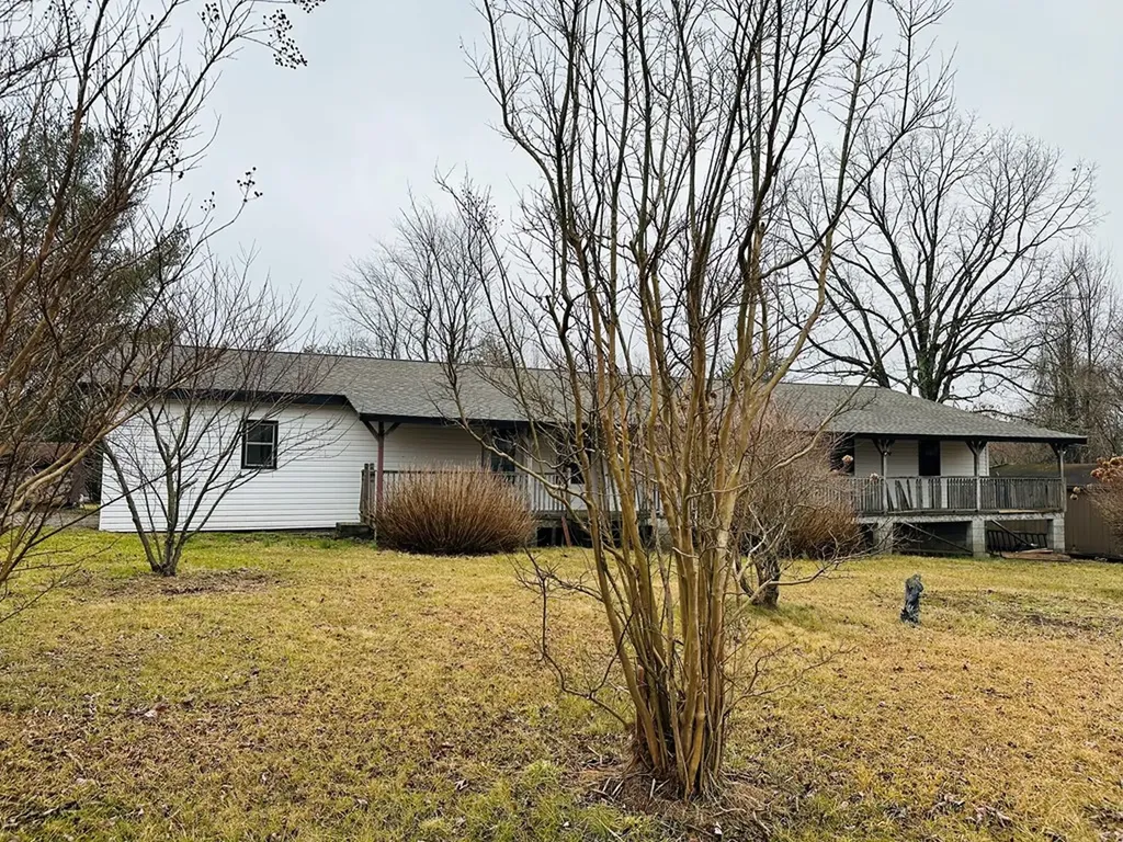 36 Mcpeak Lane Monterey TN 38574