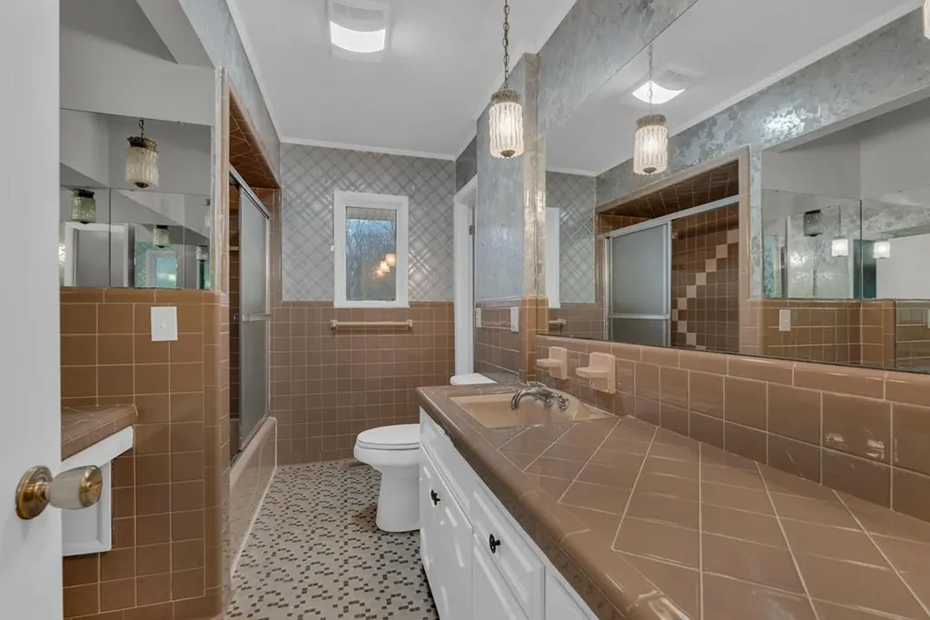 540 4th Avenue S Baxter TN 38544