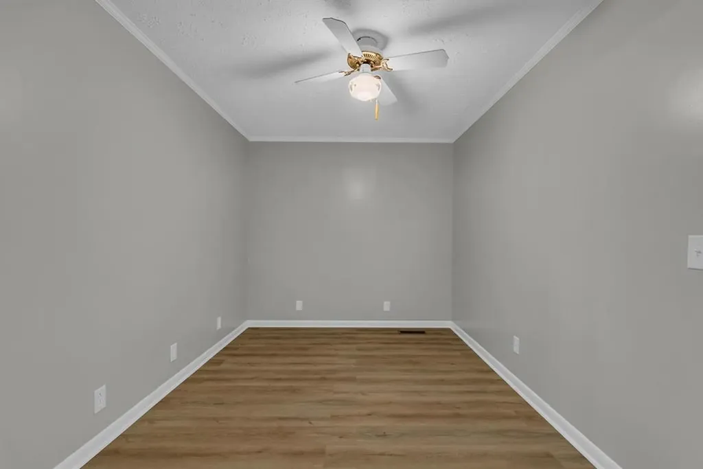 540 4th Avenue S Baxter TN 38544