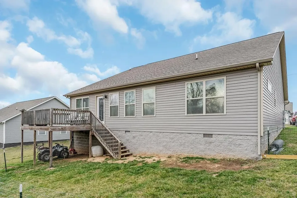 260 Celeste Drive Baxter TN 38544