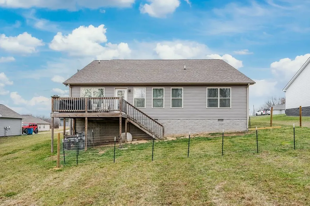 260 Celeste Drive Baxter TN 38544