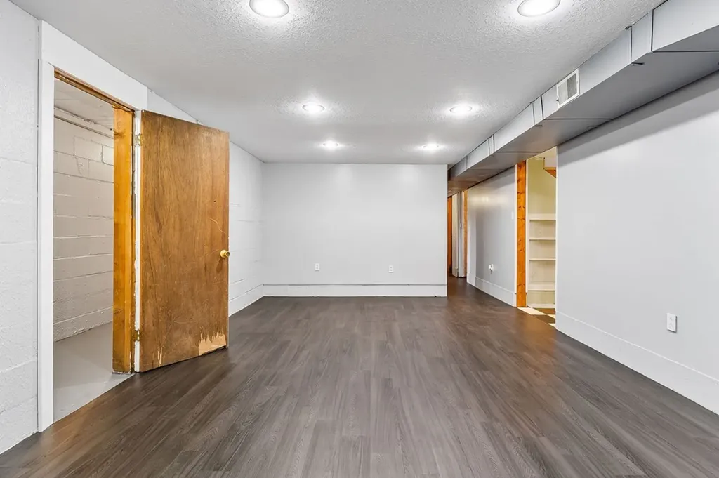 571 Larry Davis Street Spencer TN 38585