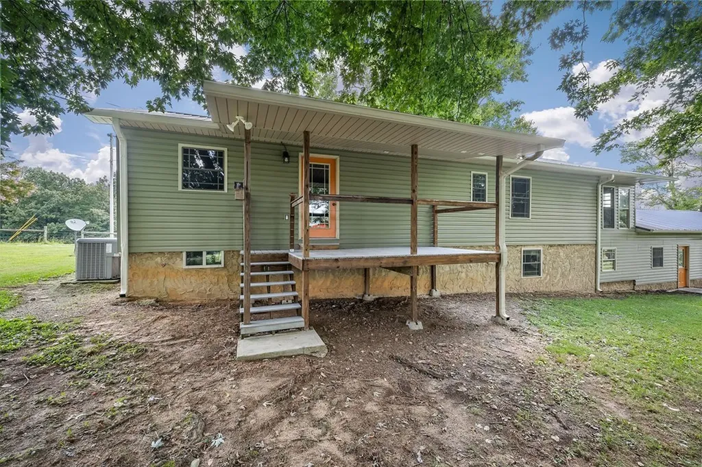 571 Larry Davis Street Spencer TN 38585