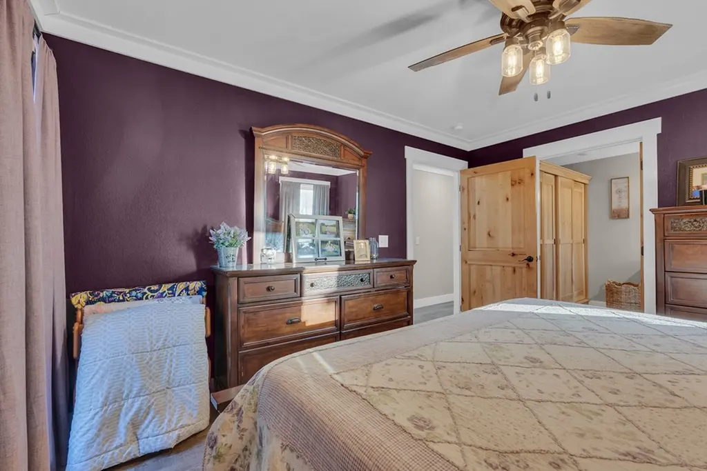 1079 South Lane Grimsley TN 38565