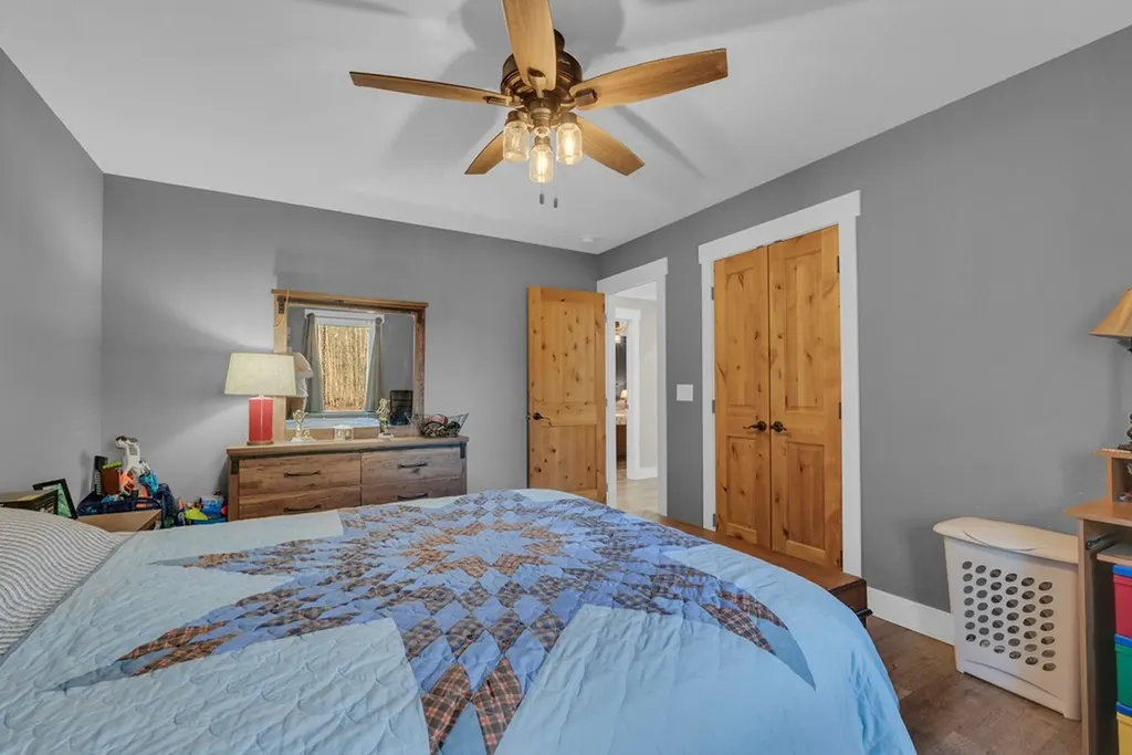 1079 South Lane Grimsley TN 38565