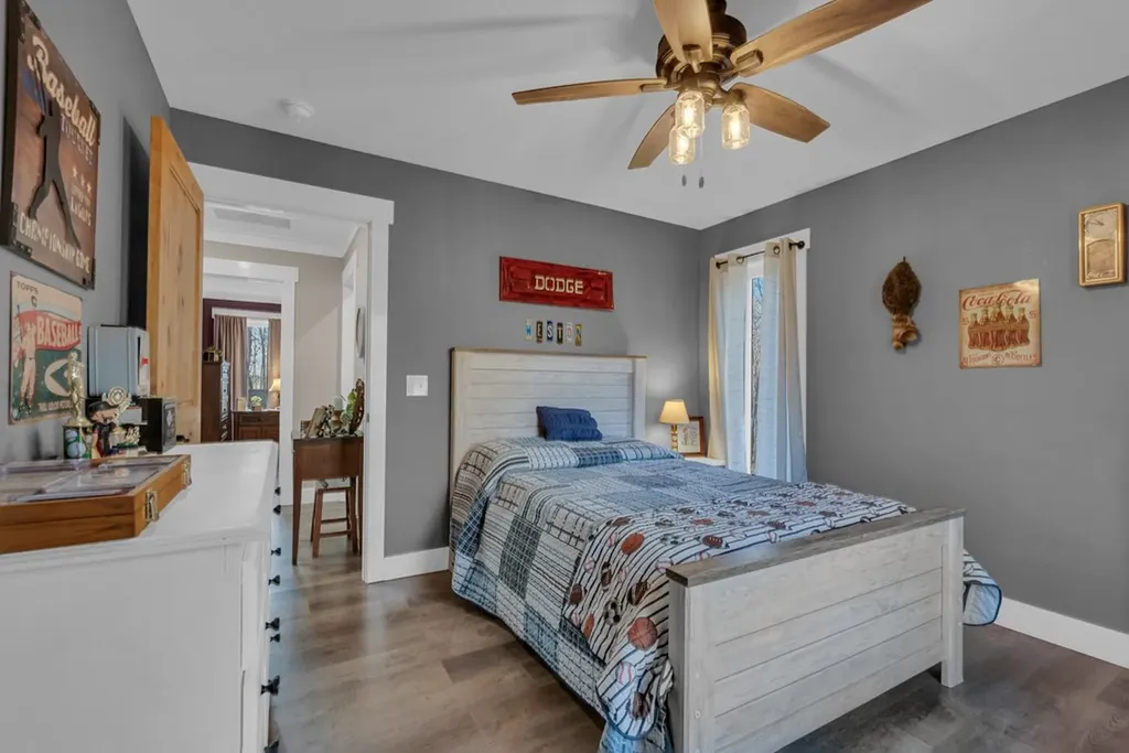 1079 South Lane Grimsley TN 38565