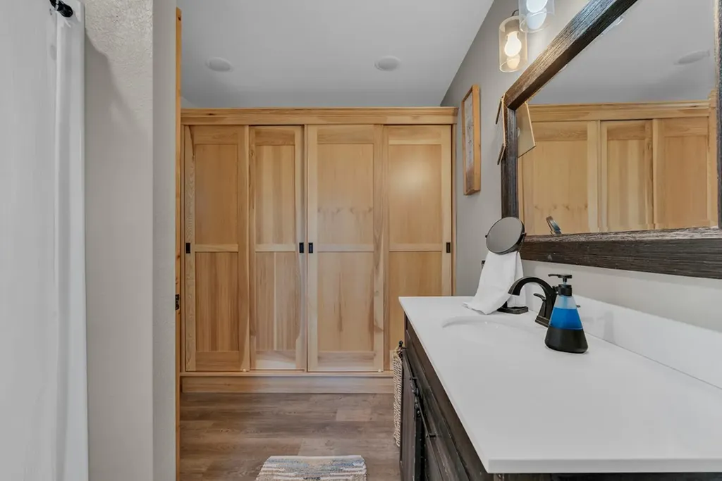 1079 South Lane Grimsley TN 38565