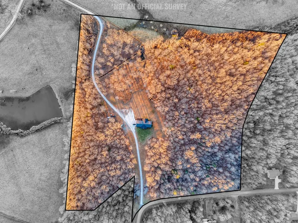 1079 South Lane Grimsley TN 38565