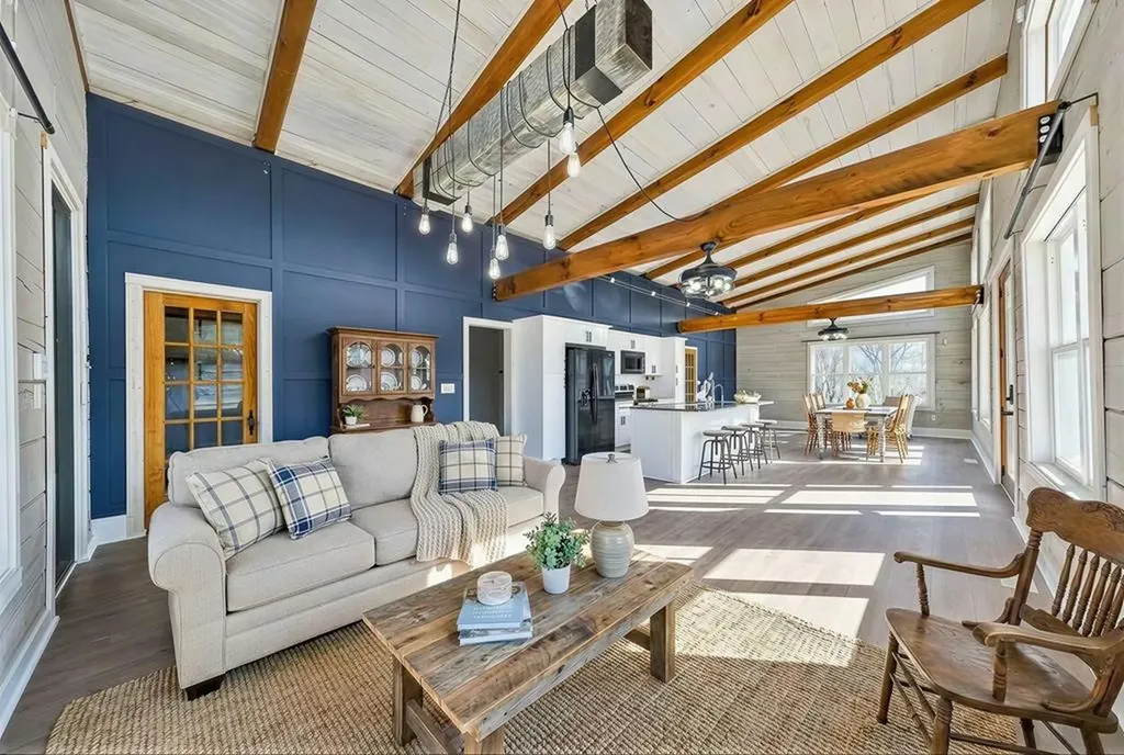 1405 Cane Creek Cummingsville Road Sparta TN 38583