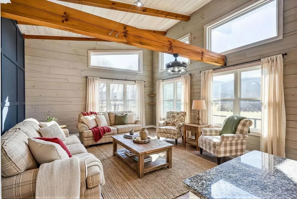 1405 Cane Creek Cummingsville Road Sparta TN 38583