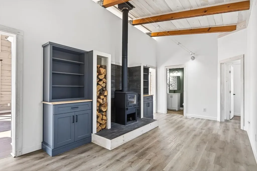 1405 Cane Creek Cummingsville Road Sparta TN 38583