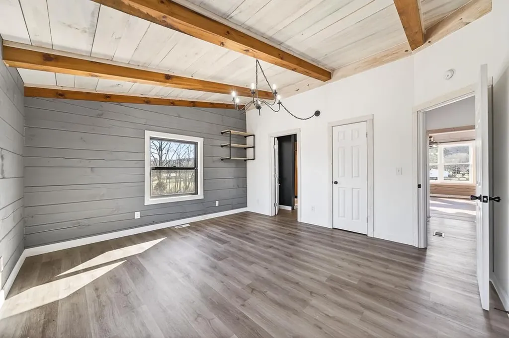 1405 Cane Creek Cummingsville Road Sparta TN 38583