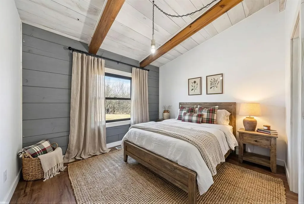 1405 Cane Creek Cummingsville Road Sparta TN 38583