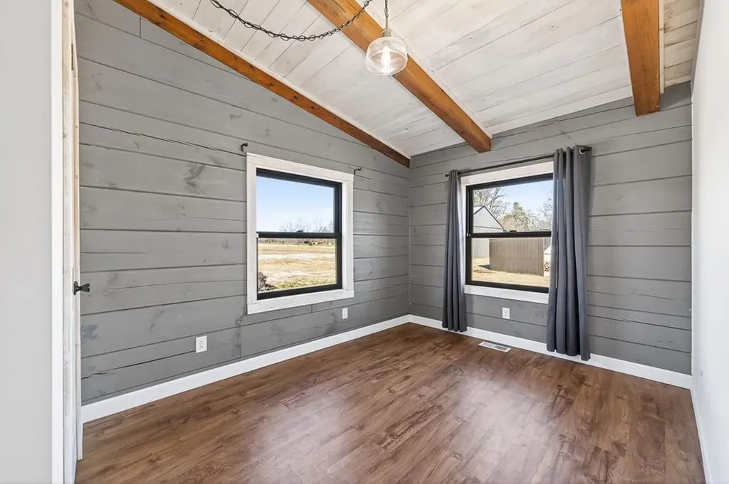 1405 Cane Creek Cummingsville Road Sparta TN 38583