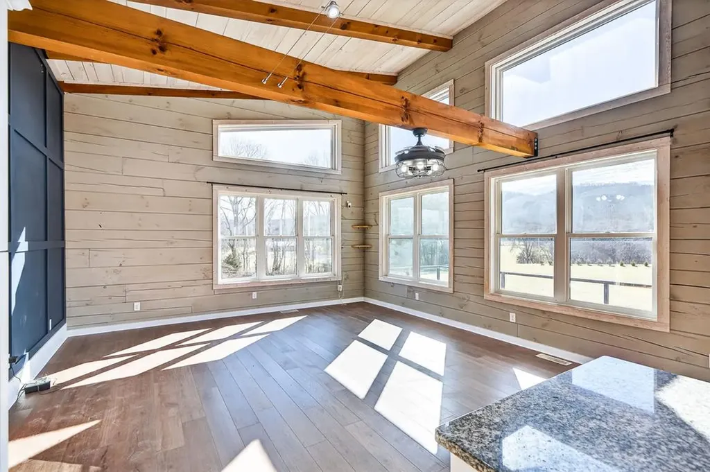 1405 Cane Creek Cummingsville Road Sparta TN 38583