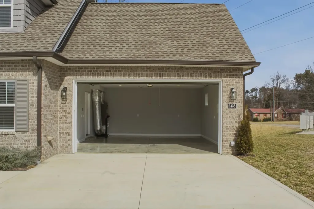 1436 Village Loop Cookeville TN 38501