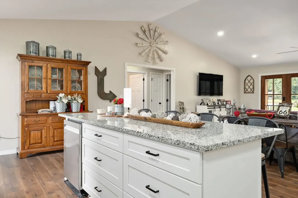 936 North Spring Street Sparta TN 38583