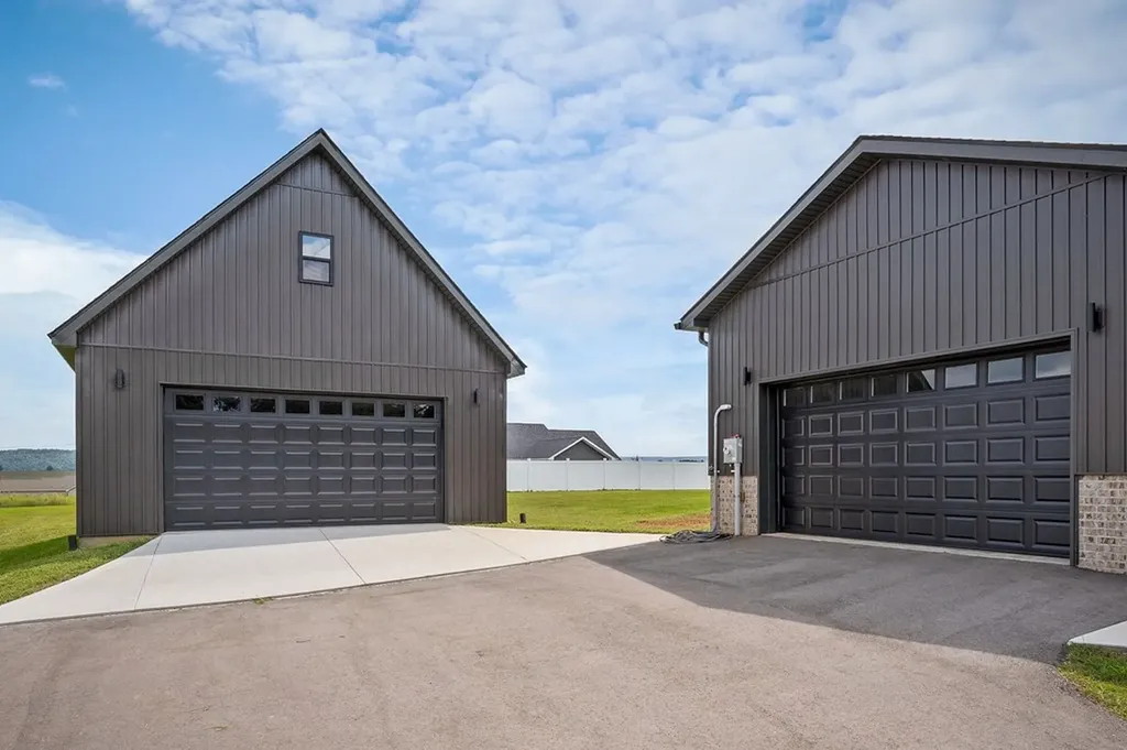 936 North Spring Street Sparta TN 38583