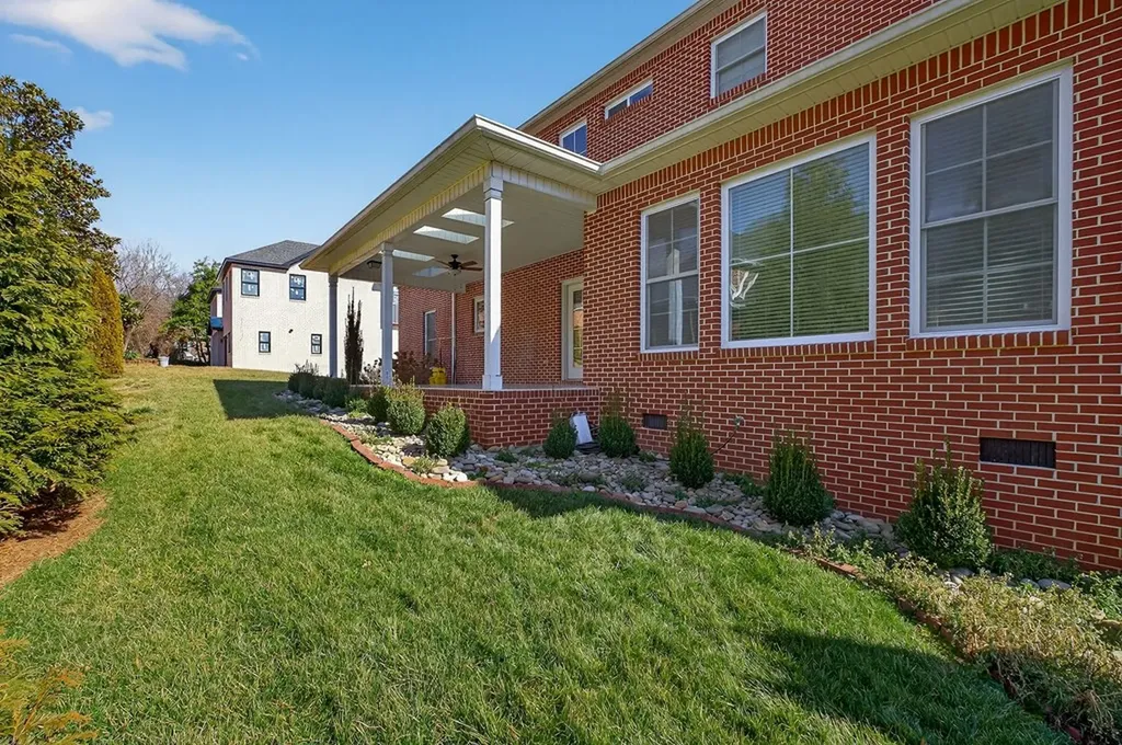 1312 Bridle Path Cookeville TN 38501