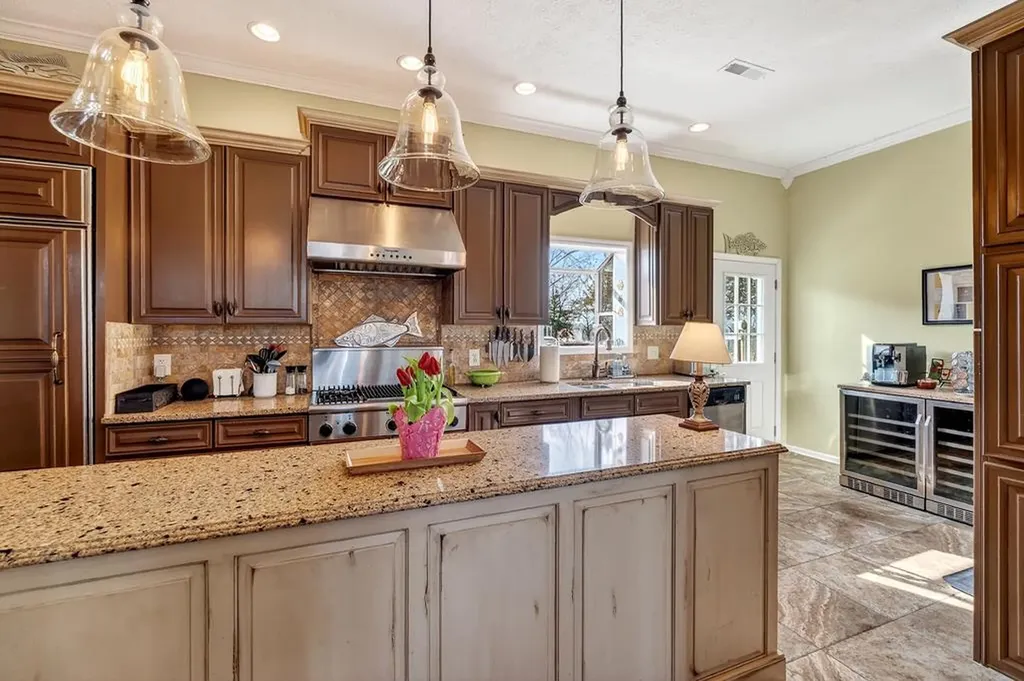 170 Hidden Cove Lane Allons TN 38541