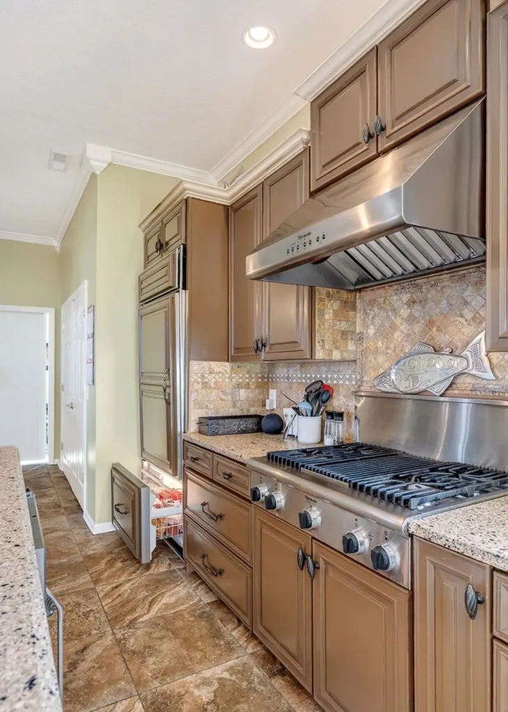 170 Hidden Cove Lane Allons TN 38541