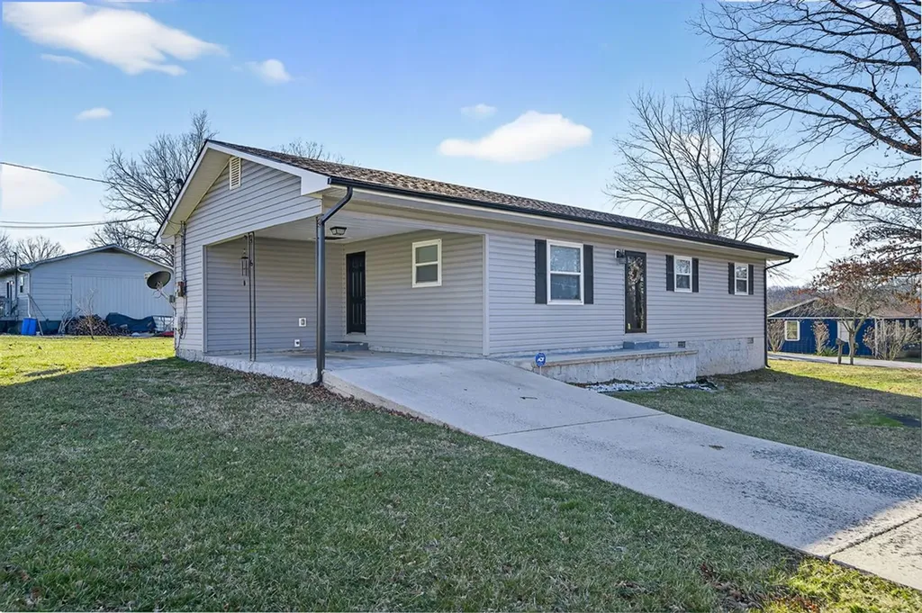 313 Myrtle Avenue Crossville TN 38555