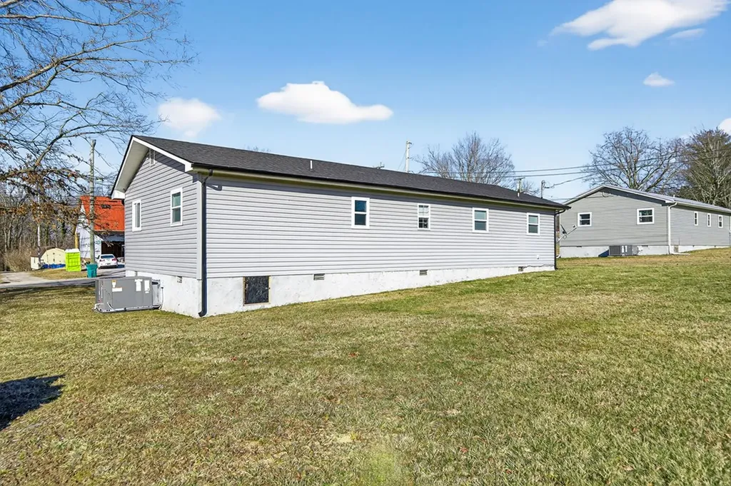 313 Myrtle Avenue Crossville TN 38555