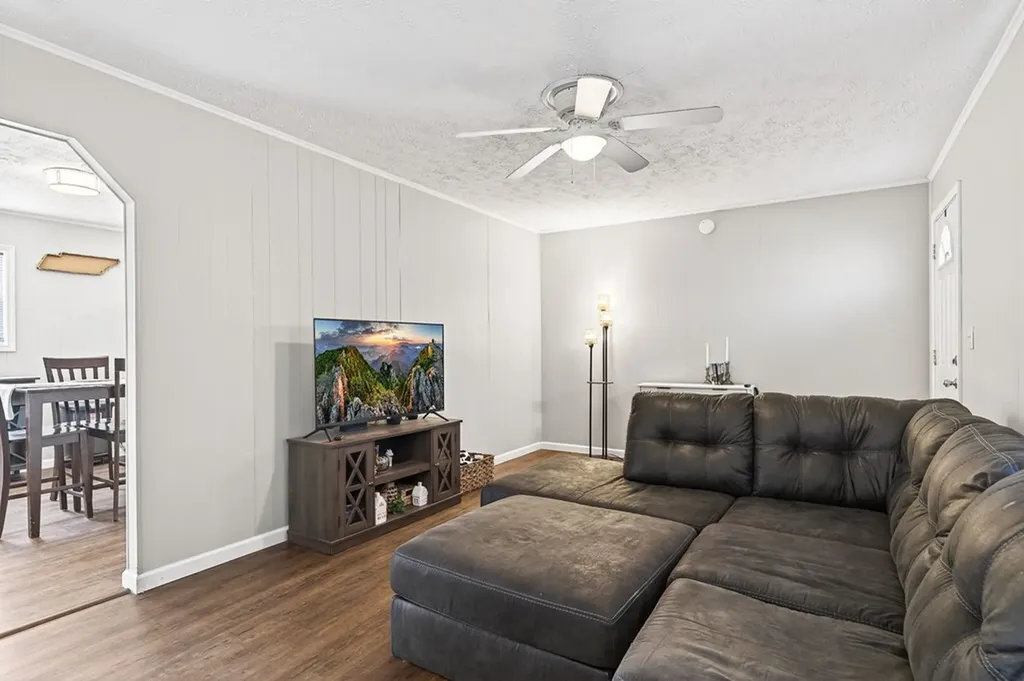 313 Myrtle Avenue Crossville TN 38555