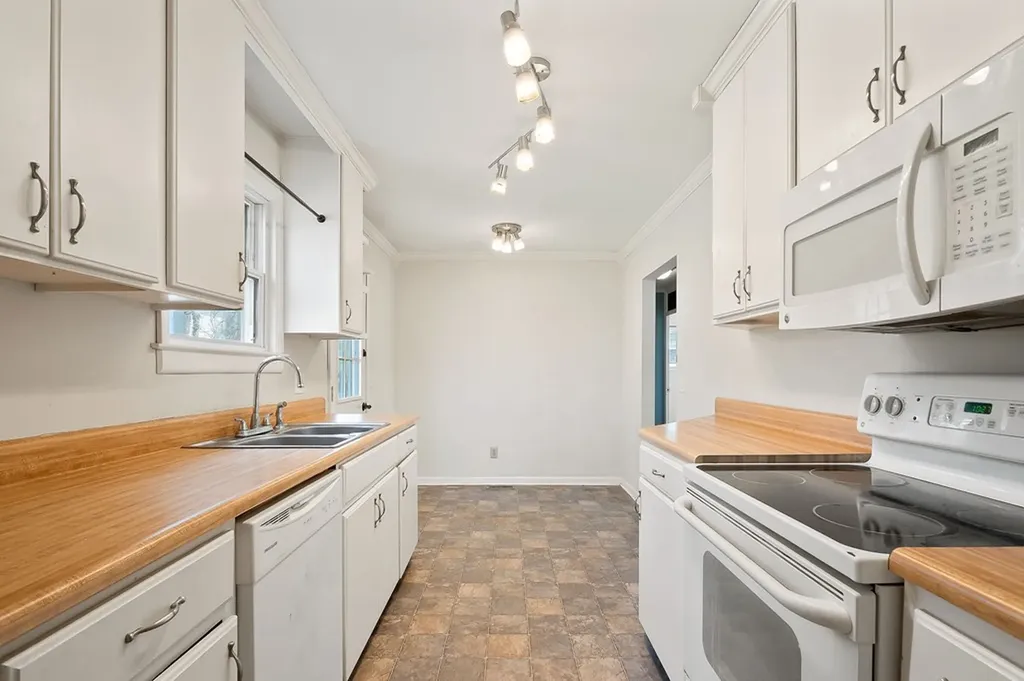 580 E 3rd Street Cookeville TN 38506