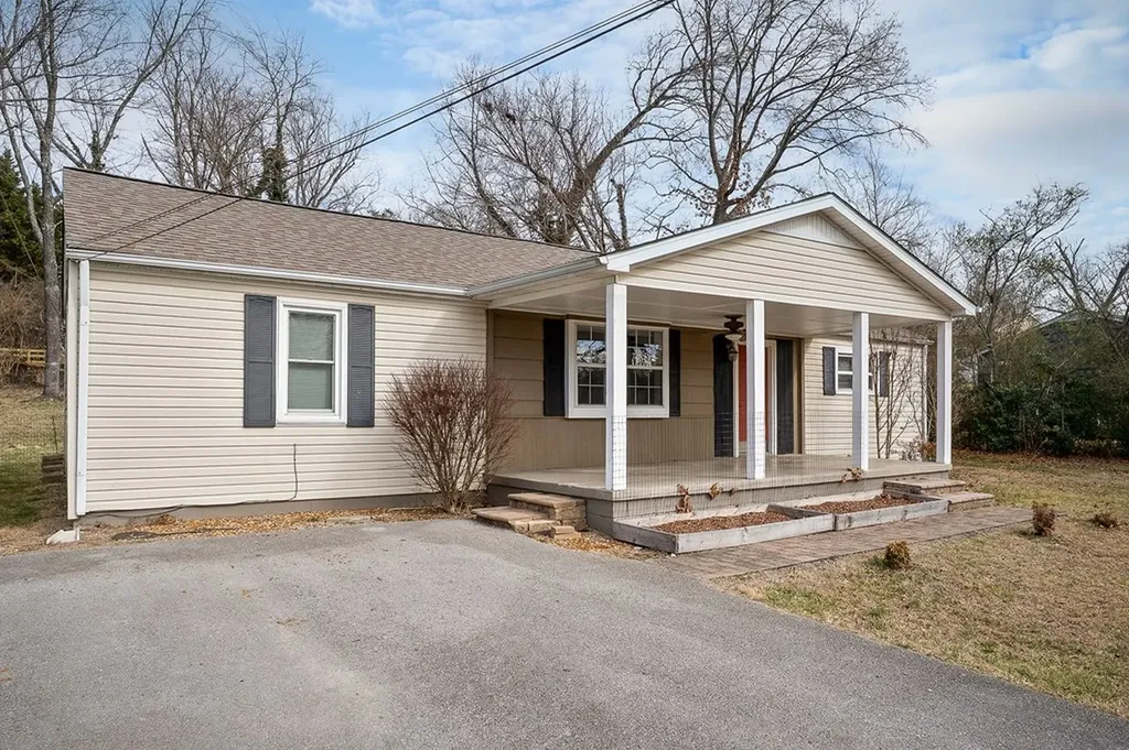 580 E 3rd Street Cookeville TN 38506