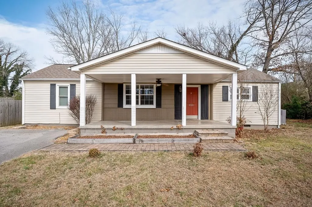 580 E 3rd Street Cookeville TN 38506