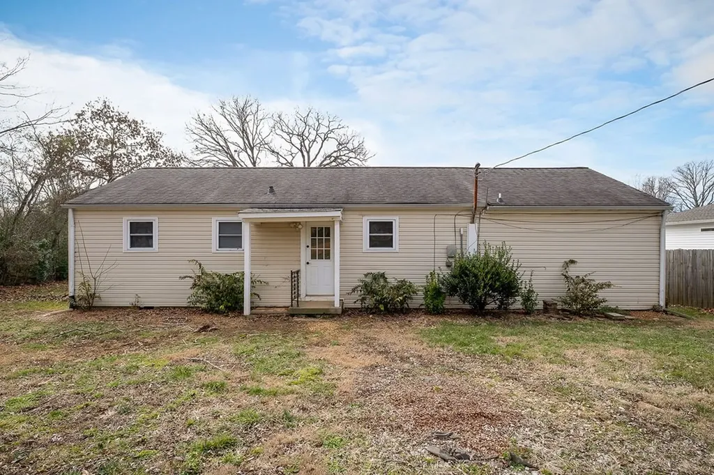 580 E 3rd Street Cookeville TN 38506