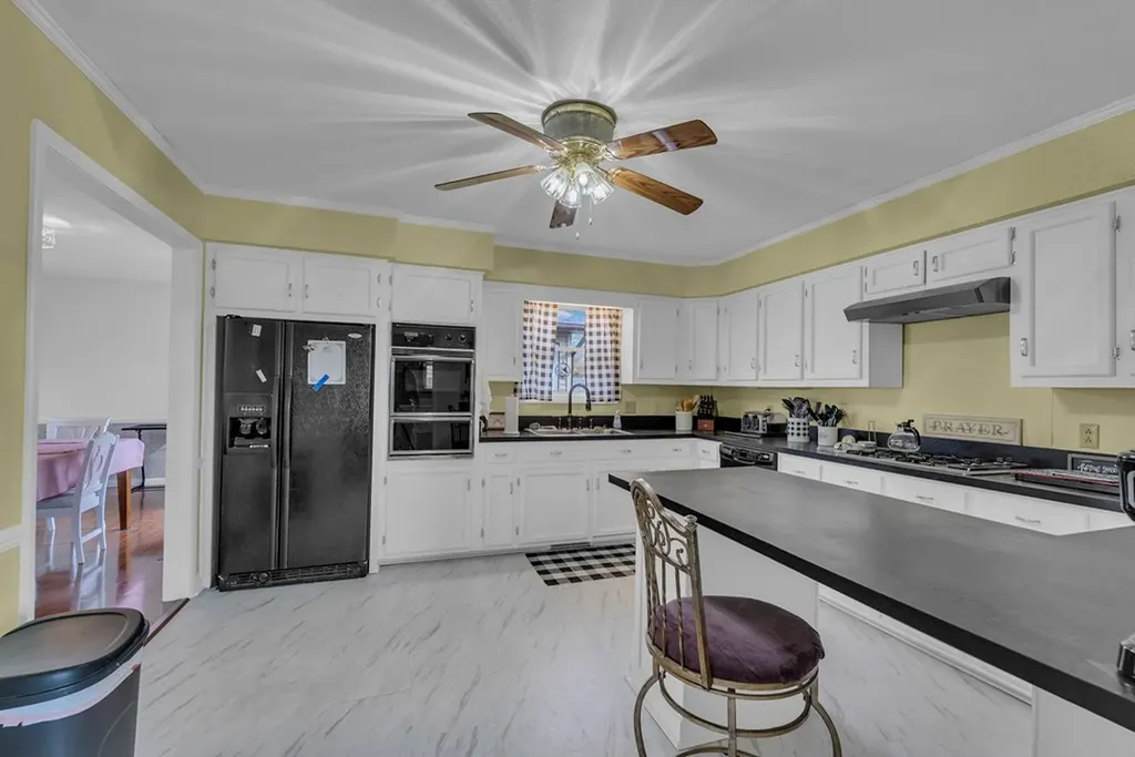 204 Allen Drive Sparta TN 38583