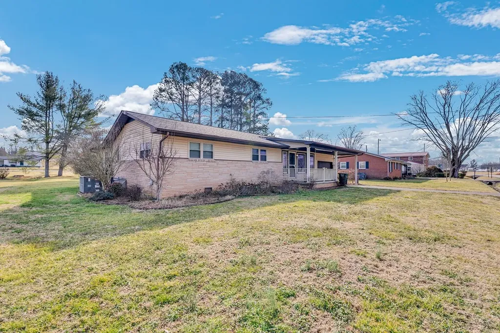 204 Allen Drive Sparta TN 38583