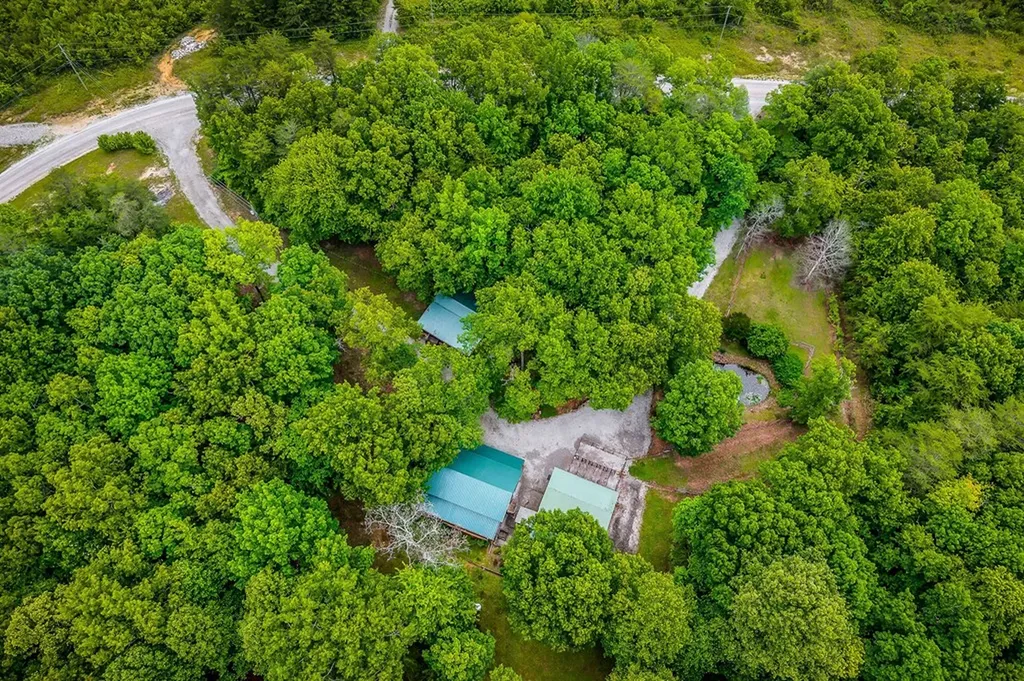 1263 Ridge Road W Crossville TN 38572