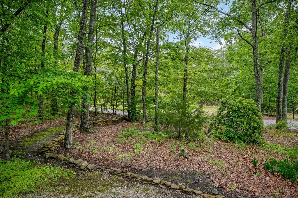 1263 Ridge Road W Crossville TN 38572